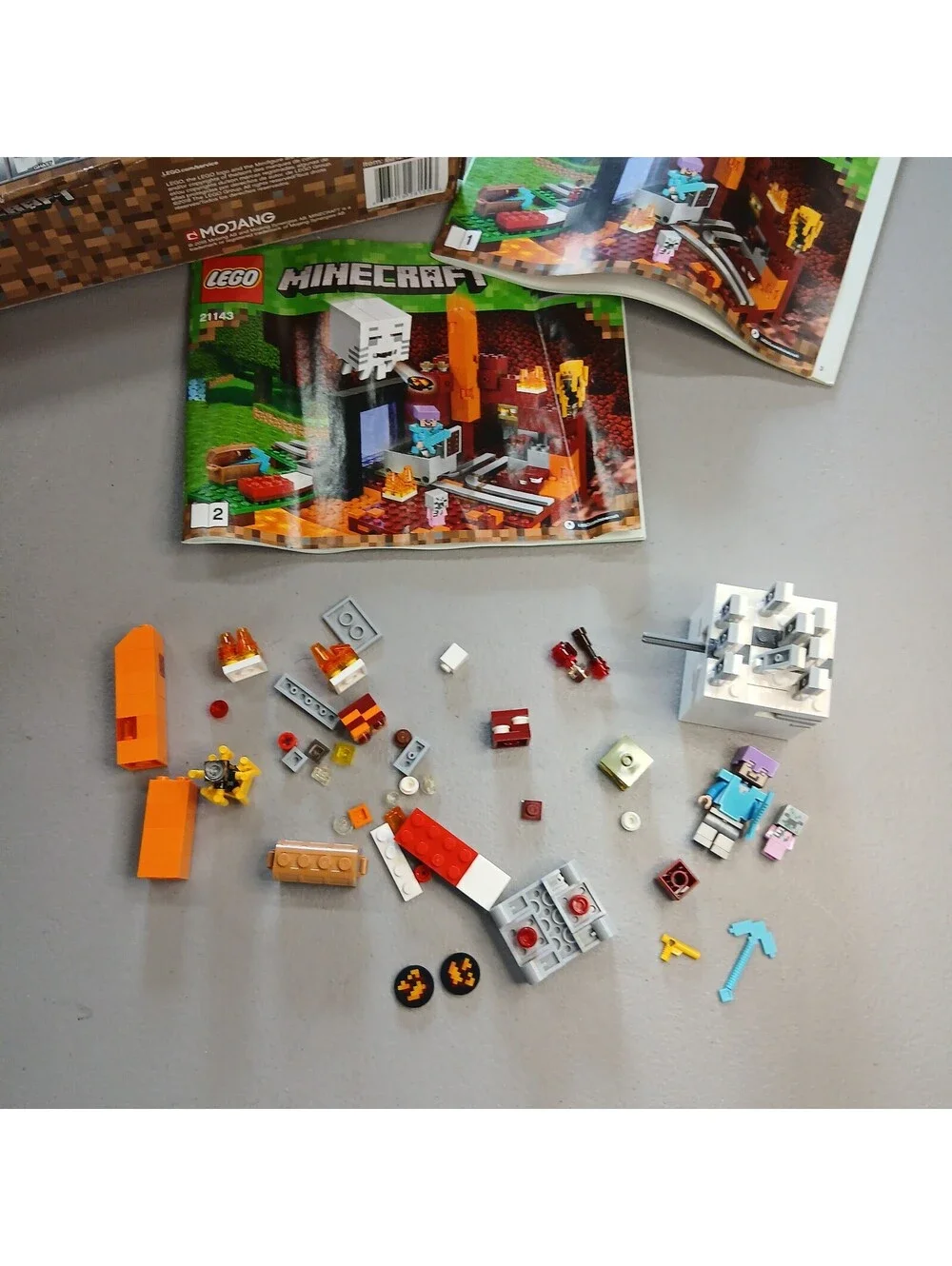 LEGO Minecraft 21143 The Nether Portal Incomplete Set w/ Manuals Minifigures